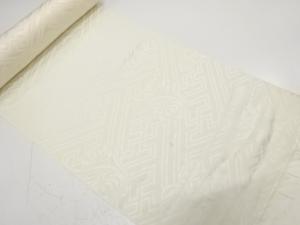 アンティーク　紗綾型に花模様織り出し　長襦袢地反物